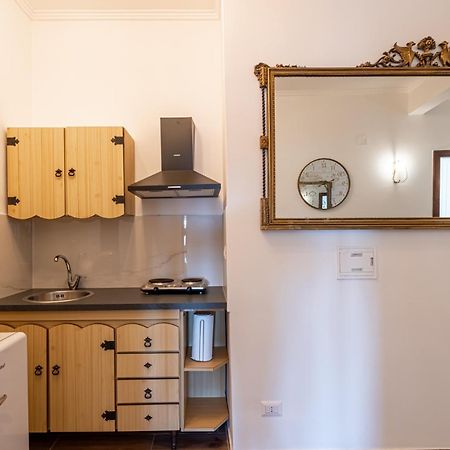 Colleoni B&B ローマ エクステリア 写真